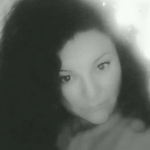 Meet your Posher, Chloe